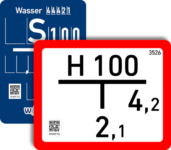 Fertig produzierte Schilder mit QR-Code